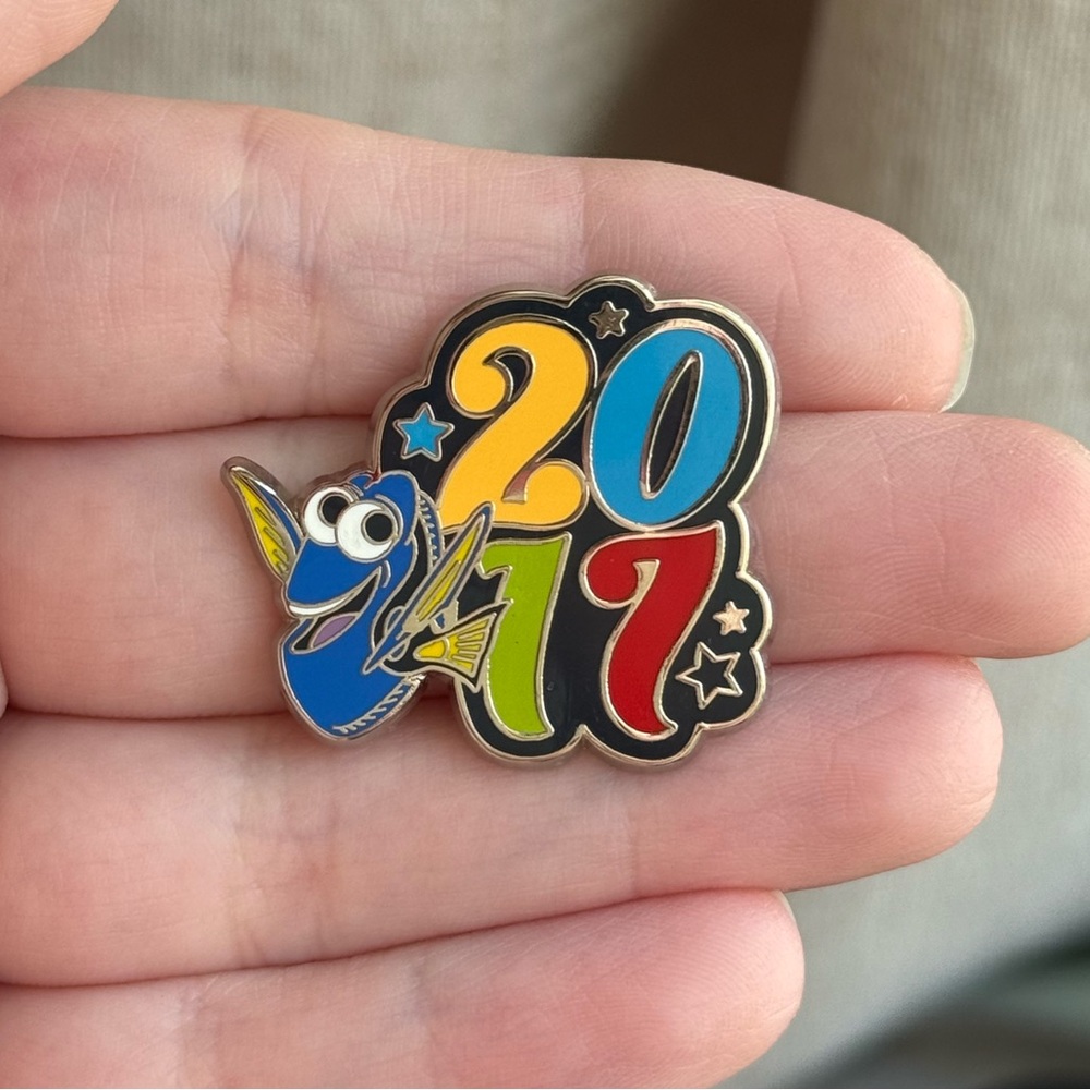 Walt Disney World Parks Dated 2017 Dory Authentic Booster Pin